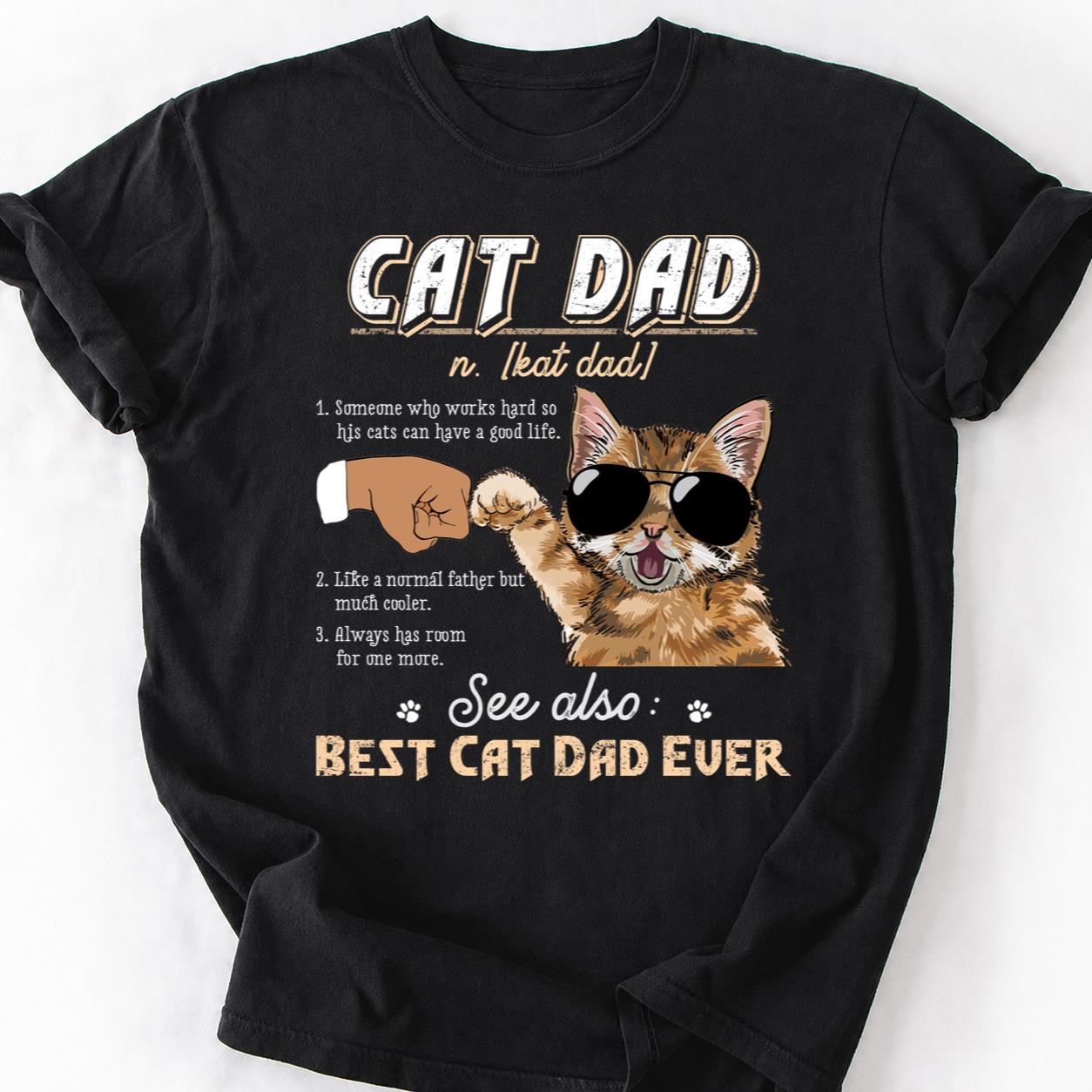 Best Cat Mom Fist Bump Retro Tee