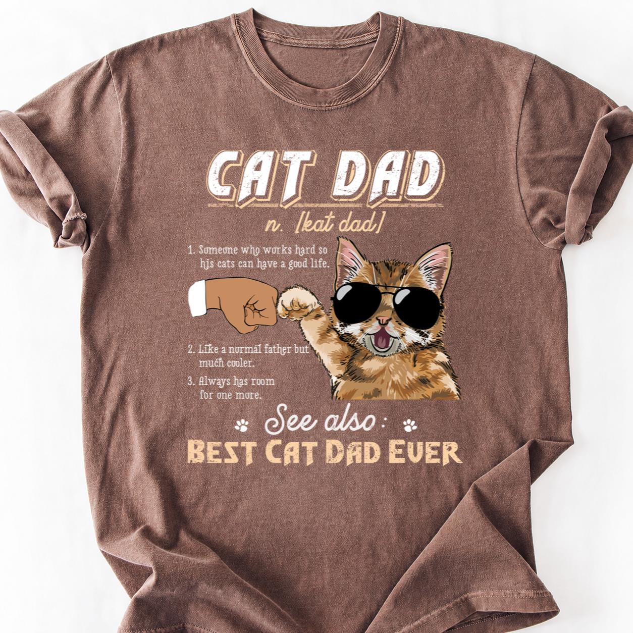Best Cat Mom Fist Bump Retro Tee
