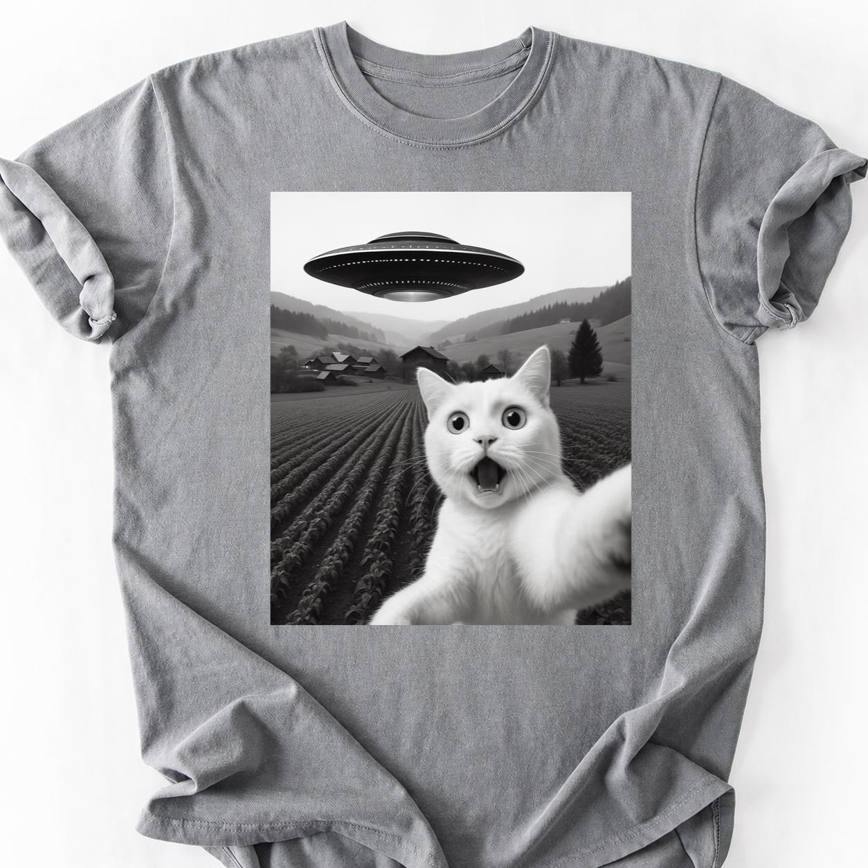 White Cat UFO Selfie Shocked Tee